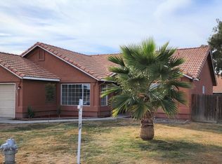 2055 Place Rd, Los Banos, CA 93635