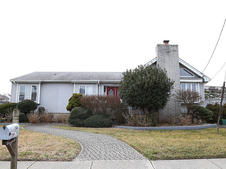 1st image of 246 Hagen Rd