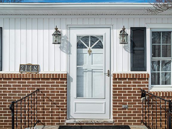 4th image of 2148 Autumn Ln