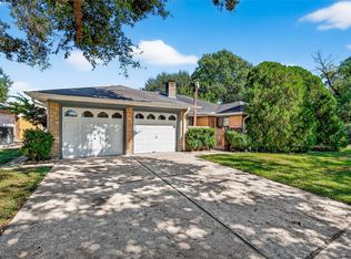 12315 Chessington Dr, Houston, TX 77031