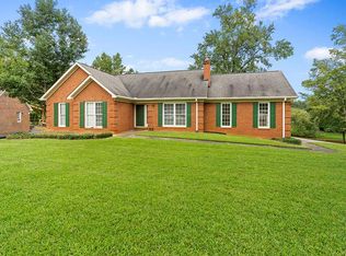 102 Cheekwood Ct, Greenwood, SC 29649