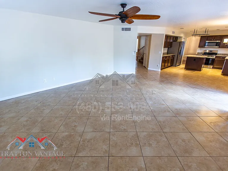 1231 N Layman St — Photo 11