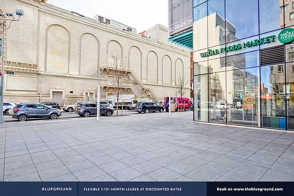 Rented by The Blueground | media 23