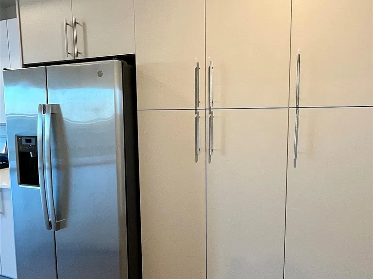 4004 Banister Ln #106 — Photo 13