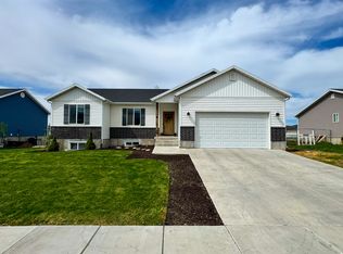 1104 S 150 W, Tremonton, UT 84337