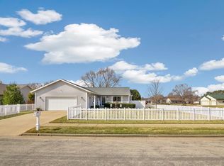312 Heather Pl, Holmen, WI 54636