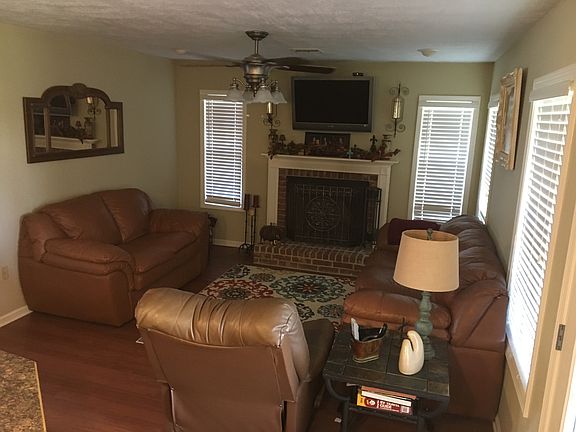4th image of 2549 Gabriel Dr