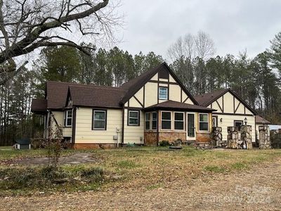 415 Falls Ave, Granite Falls, NC, 28630