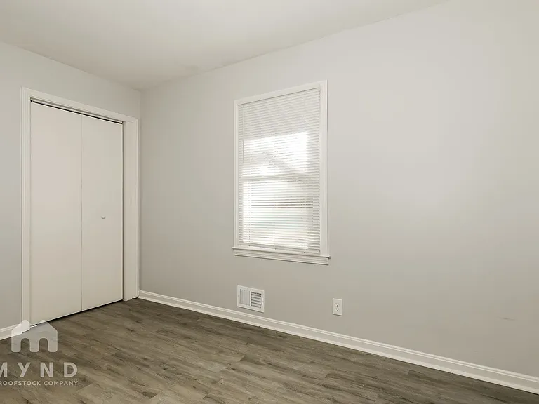 4769 Ridgewood Dr — Photo 16
