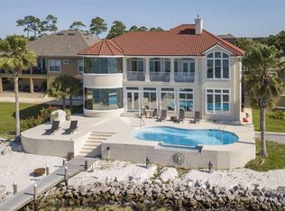 1916 Costa Verde Ct, Navarre, FL 32566