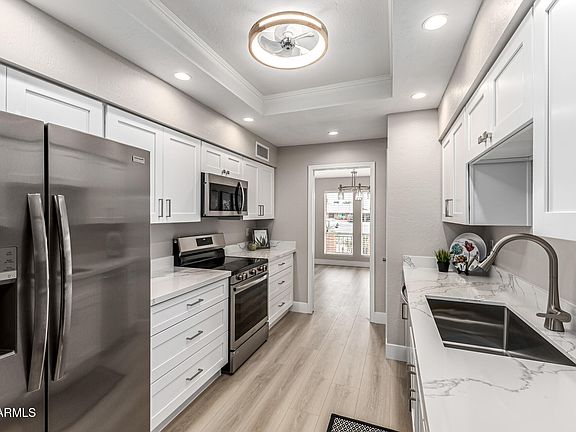 5th image of 4632 E ESCONDIDO Avenue