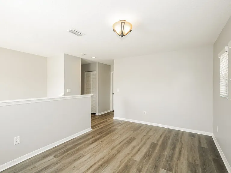 18906 Parapet Pl — Photo 15