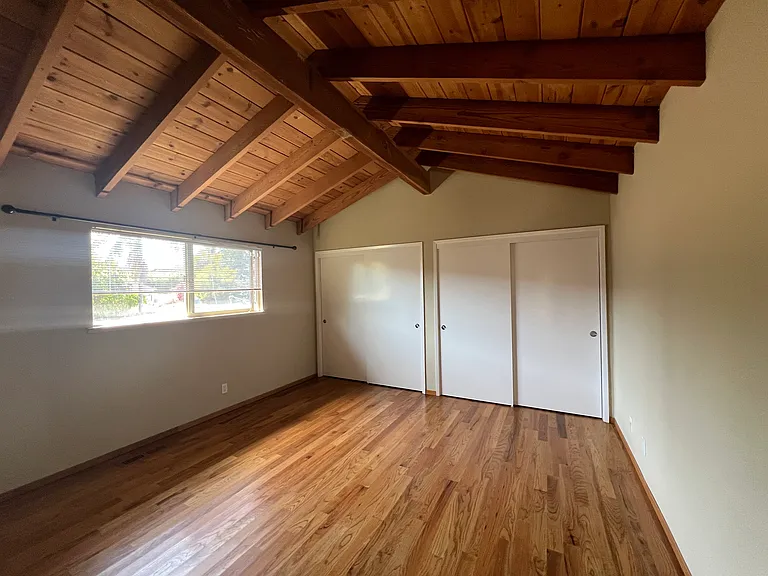 507 Court Way — Photo 15