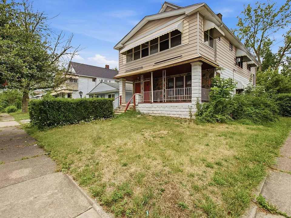 12313 Rexford Ave
