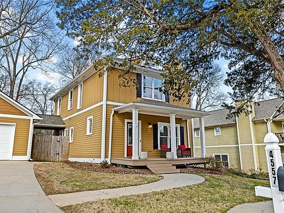 3rd image of 4557 Spring St