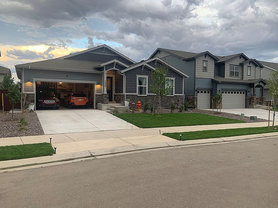 1st image of 2099 Bouquet Dr