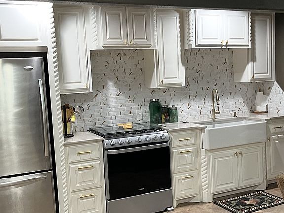 4th image of 5206 South St #1183