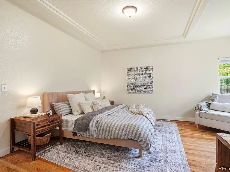 3501 S Ivanhoe St — Photo 15