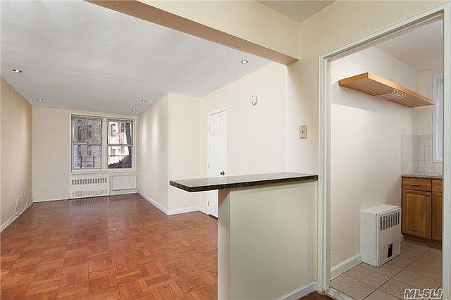 1st image of 14017 84th Dr APT 2B