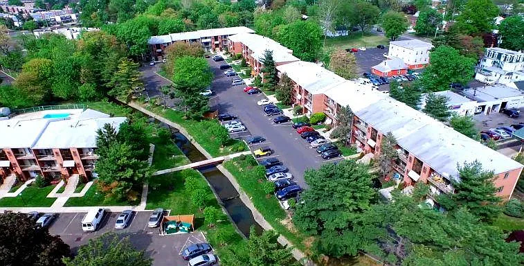 Ambassador Apartments — Photo 65