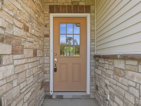 3rd image of 1255 Eagle Blvd