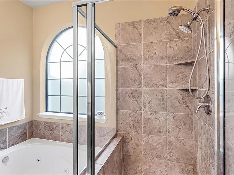 3418 Castleton Dr — Photo 20