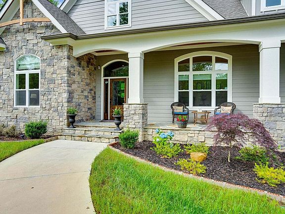 2nd image of 285 Jasper Creek Ct