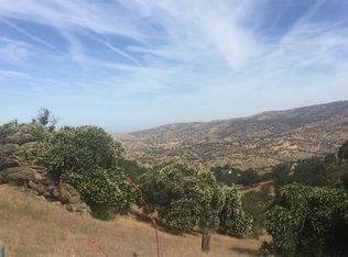 30301 Horsethief Dr, Tehachapi, CA 93561