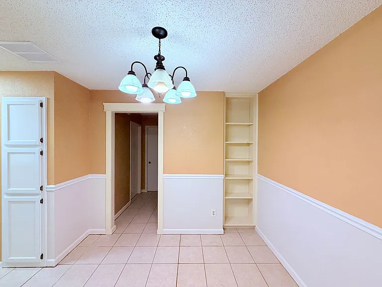 6503 Columbia Oaks Ct — Photo 14