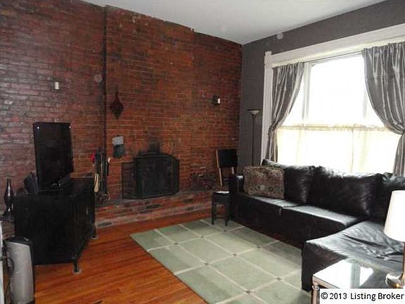 5th image of 105 W Ormsby Ave