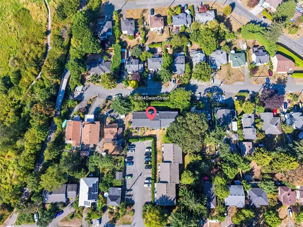 864 Swan St #3, Saanich, BC V8X 2Z3