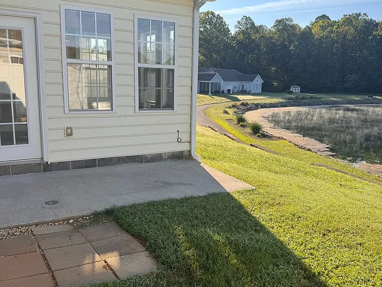 10 Shoreline Dr — Photo 36