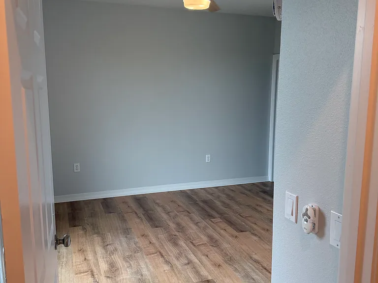 442 Maple St — Photo 17