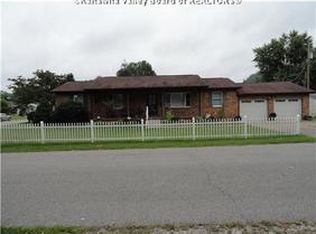 500 48th St SE, Charleston, WV 25304