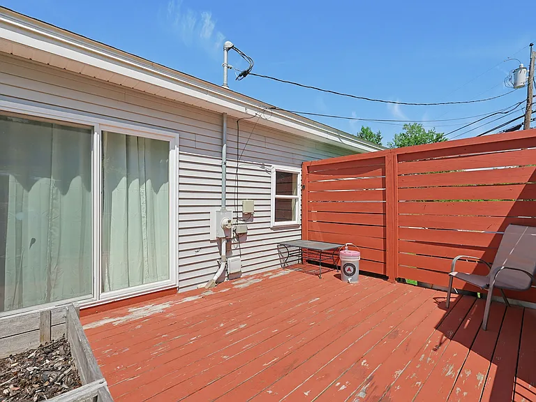 72 Frost Hill Ave — Photo 42