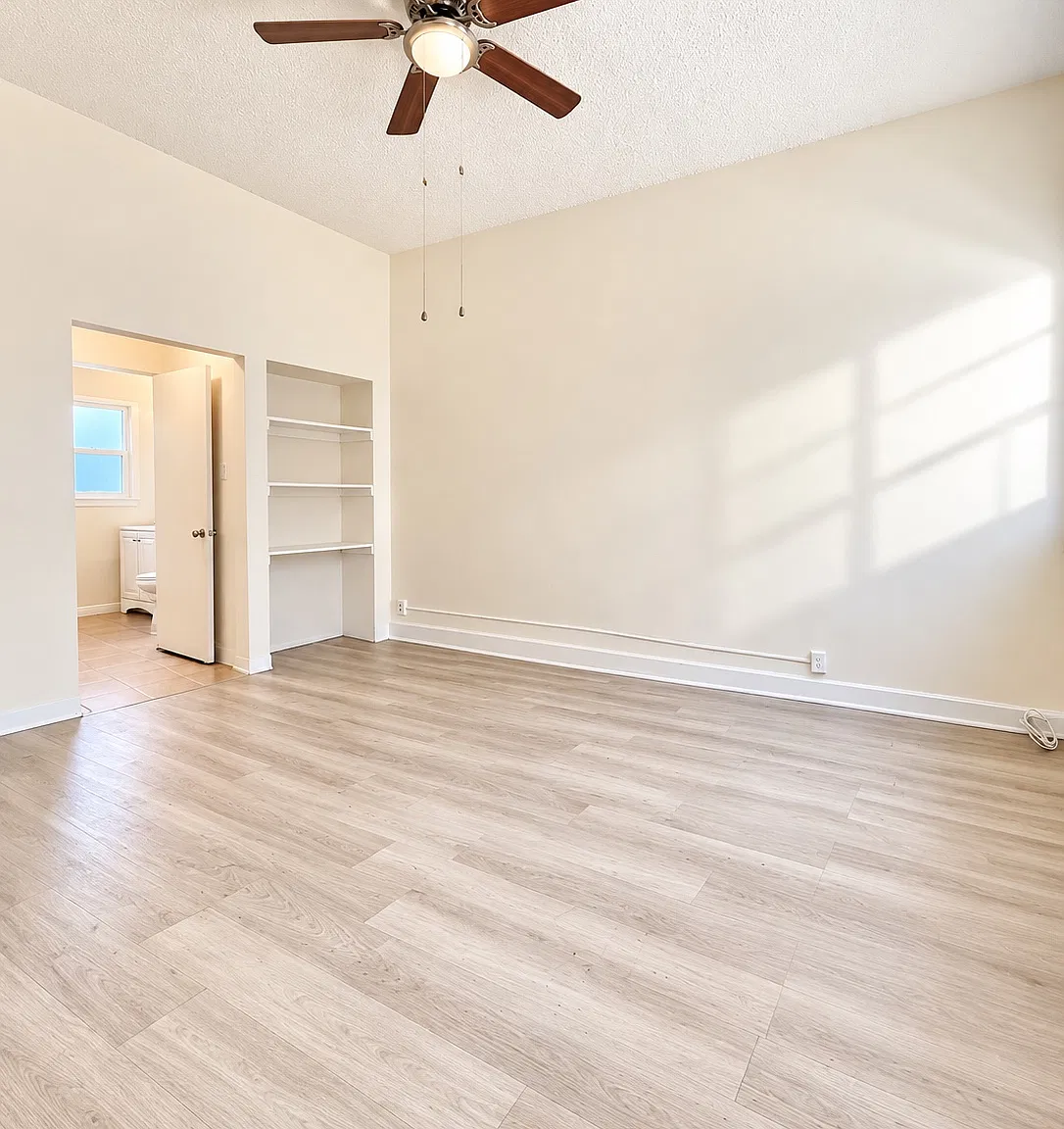 1 bed, 650 sqft, $2,050 — Photo 1
