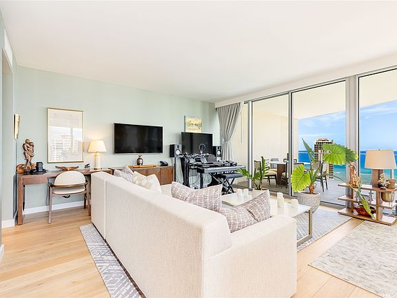 5th image of 2139 Kuhio Ave #D3501