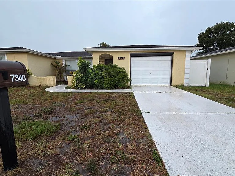 7340 Brentwood Dr — Photo 1