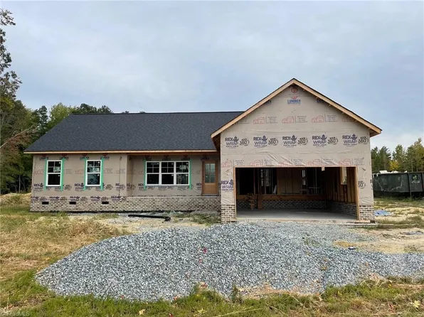 3699 State Highway 62 E, Burlington, NC 27215