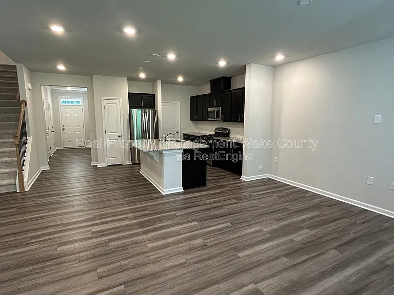 1605 Emory Ridge Way — Photo 13