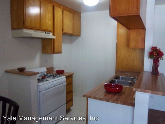 2nd image of 7539 Vassar Ave APT 205