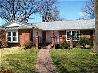 2 Amblewood Ct photo 1