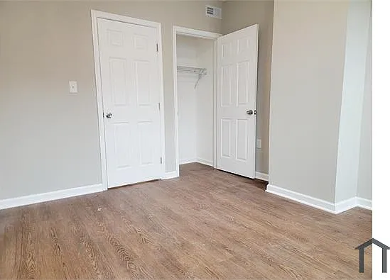 2504 Francis St — Photo 11