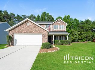 306 Walnut Crossing Dr, Whitsett, NC 27377