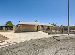 421 Newcomer Cir, Las Vegas, NV 89107