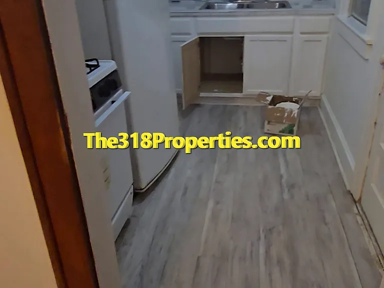 154 E Herndon St #B — Photo 23