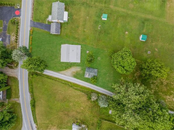 2267 Indian Head Rd, Champion, PA 15622