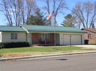 160 S Humphrey Cir, Shawano, WI 54166