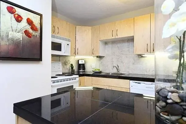 650 Meredith Rd NE — Photo 14