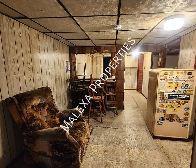 353 W Water St — Photo 21